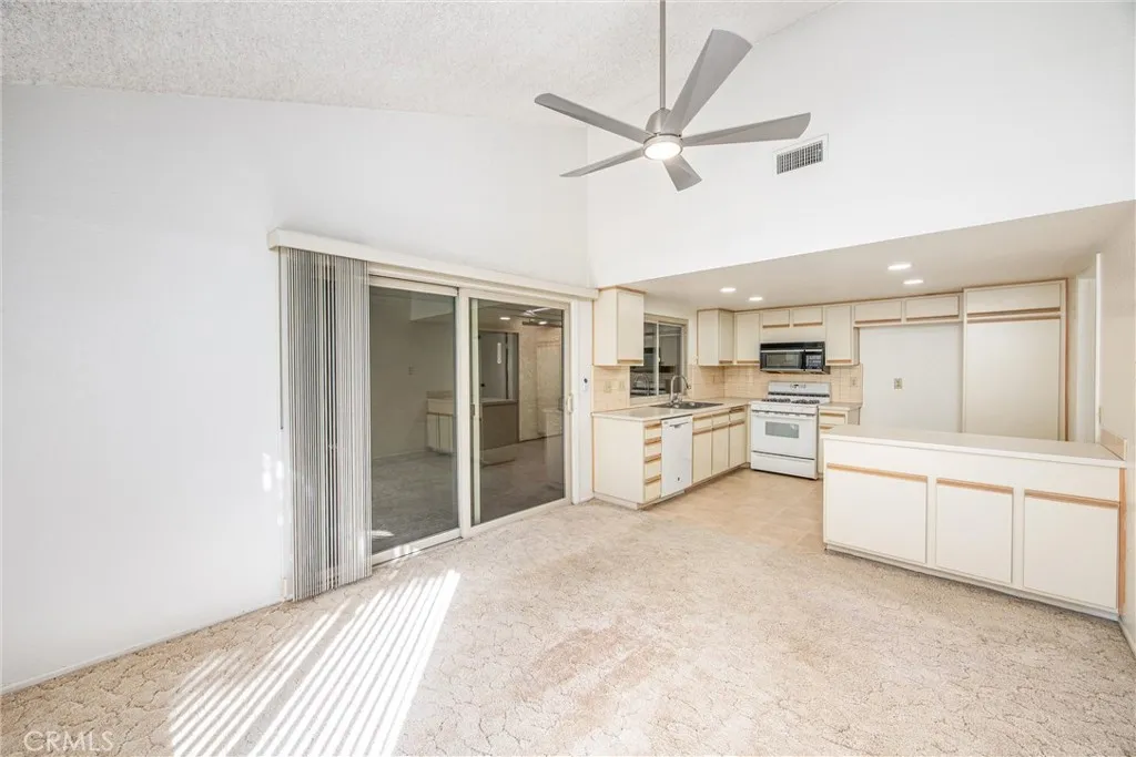 1089 Ardmore Circle, Redlands, California 92374 home-pic-17