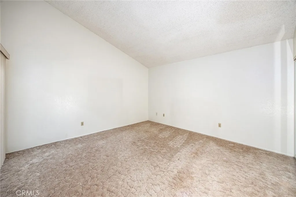 1089 Ardmore Circle, Redlands, California 92374 home-pic-26