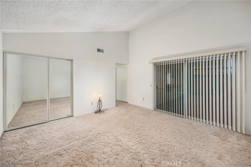 1089 Ardmore Circle, Redlands, California 92374 home-pic-28