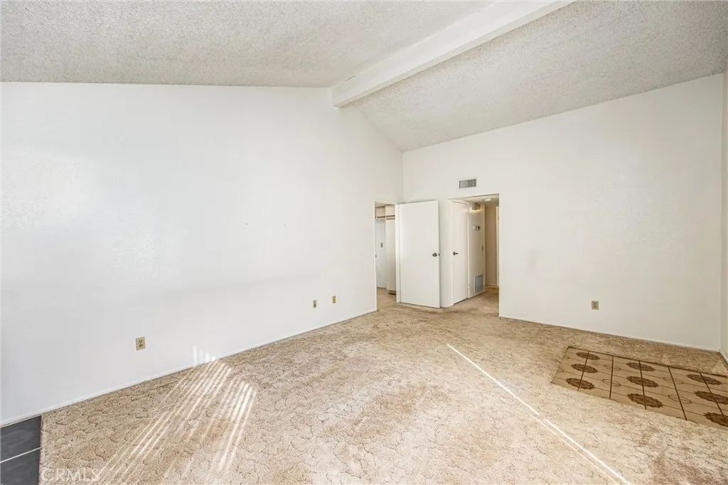 1089 Ardmore Circle, Redlands, California 92374 home-pic-6