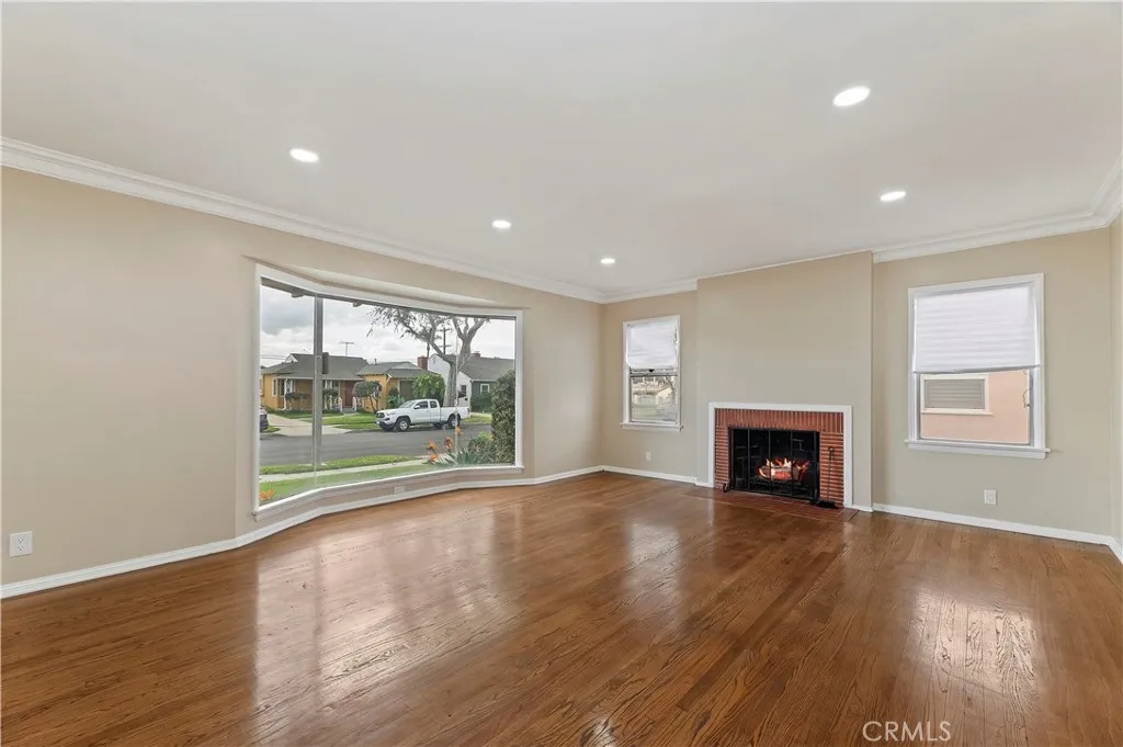2915 W 95th, Inglewood, California 90305 home-pic-7