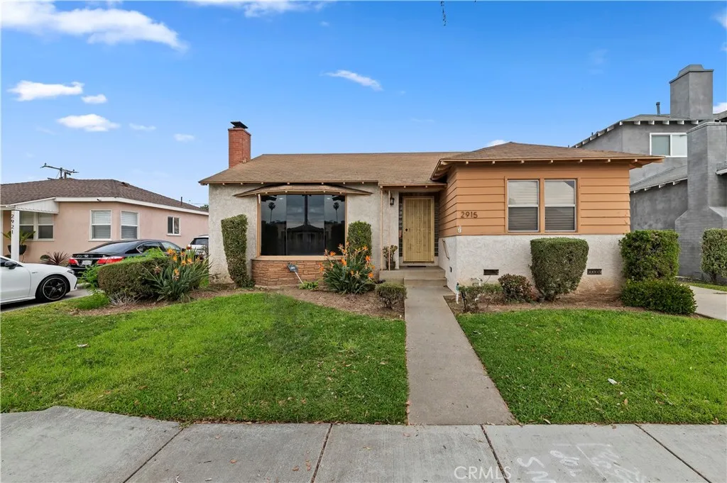 2915 W 95th, Inglewood, California 90305 home-pic-2