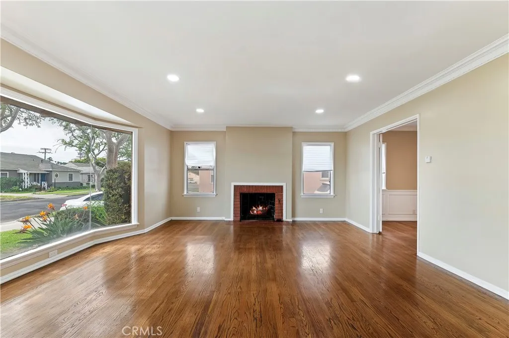 2915 W 95th, Inglewood, California 90305 home-pic-8