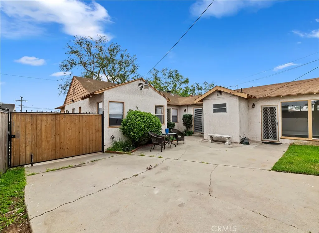 2915 W 95th, Inglewood, California 90305 home-pic-32