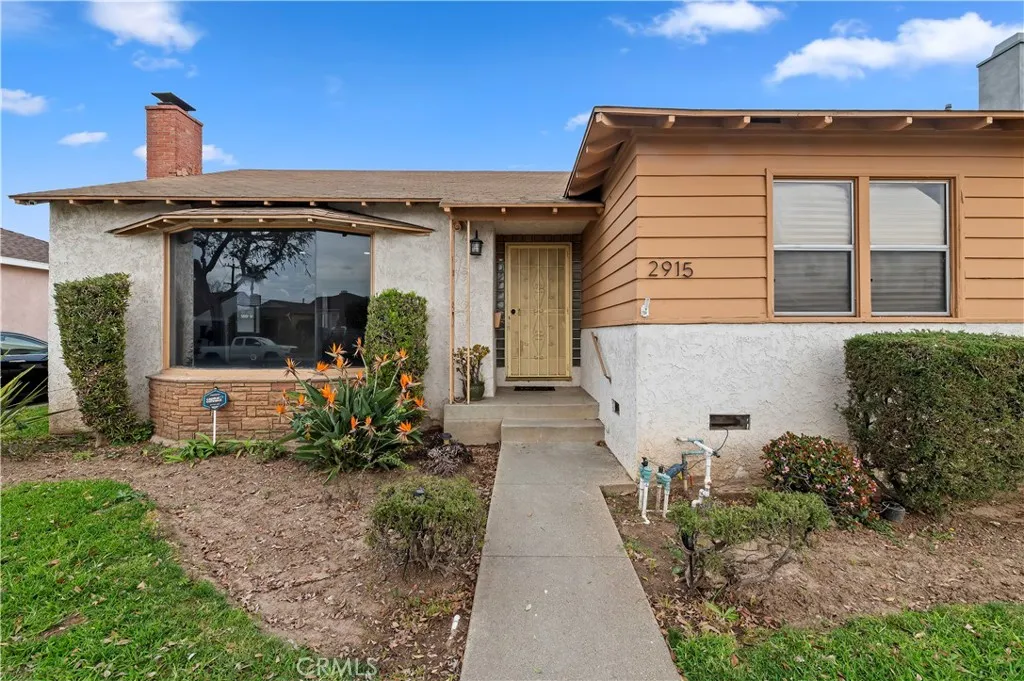 2915 W 95th, Inglewood, California 90305 home-pic-3