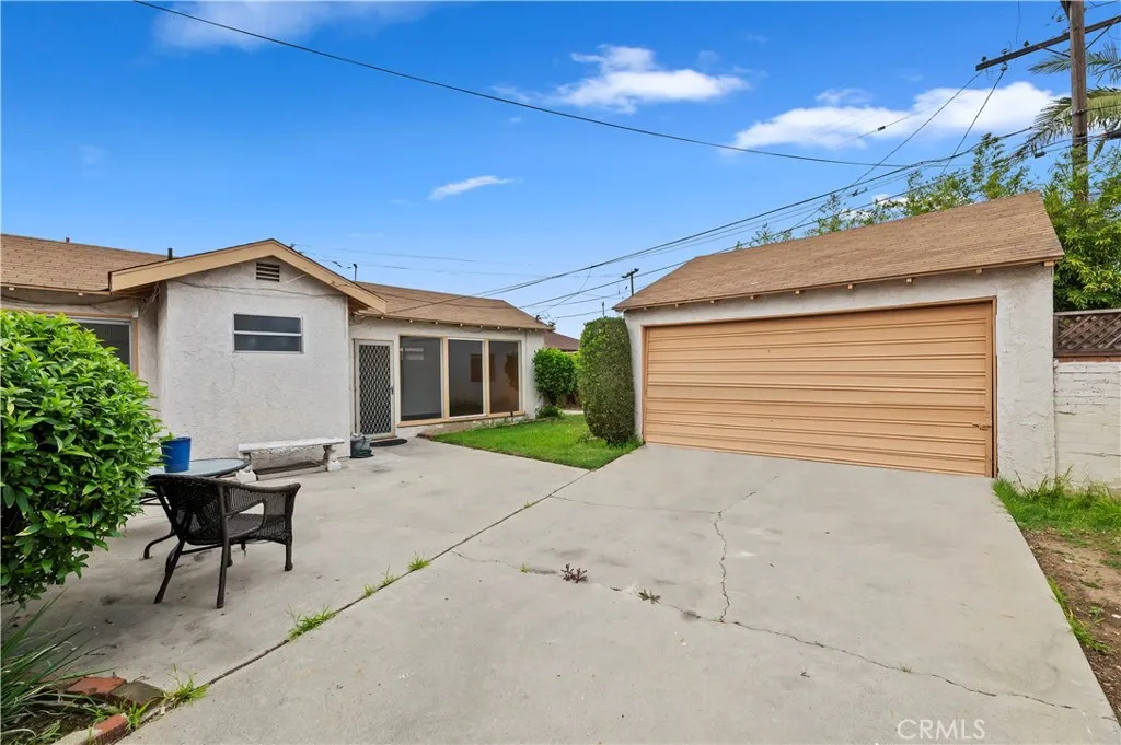 2915 W 95th, Inglewood, California 90305 home-pic-30