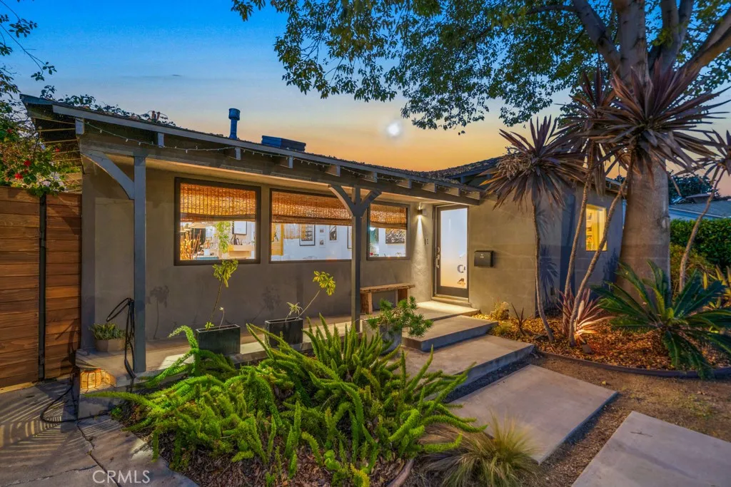 704 Valita St, Venice, California 90291 home-pic-3