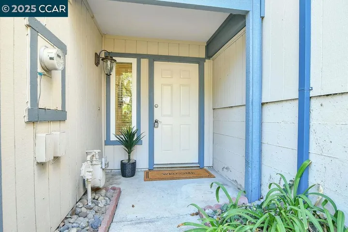 2414 Heatherleaf Ln, Martinez, California 94553