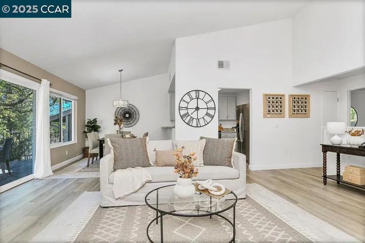 2414 Heatherleaf Ln, Martinez, California 94553