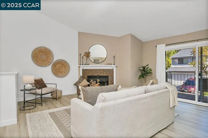 2414 Heatherleaf Ln, Martinez, California 94553