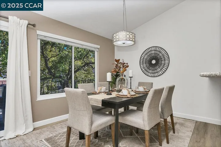 2414 Heatherleaf Ln, Martinez, California 94553