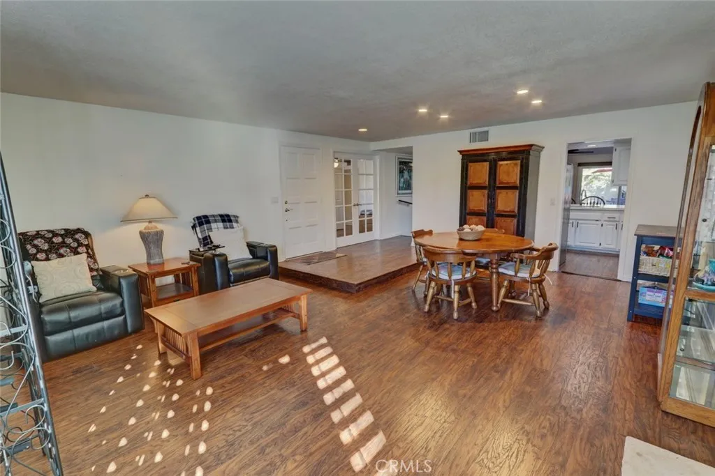 16082 Cache, Fountain Valley, California 92708 home-pic-7