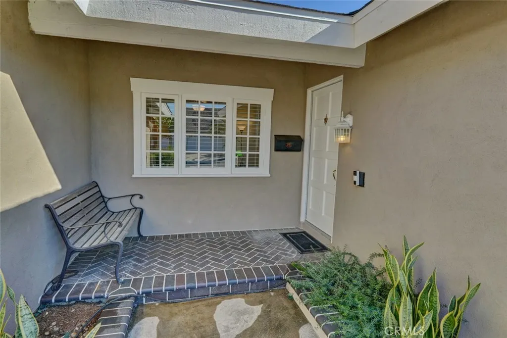 16082 Cache, Fountain Valley, California 92708 home-pic-3