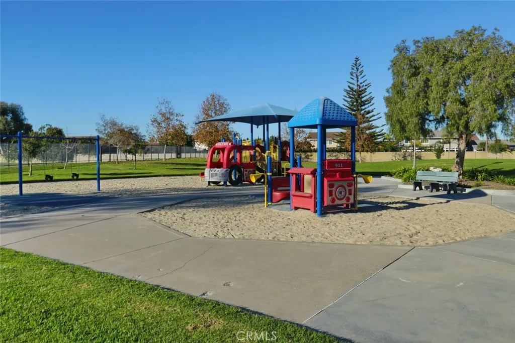 16082 Cache, Fountain Valley, California 92708 home-pic-41