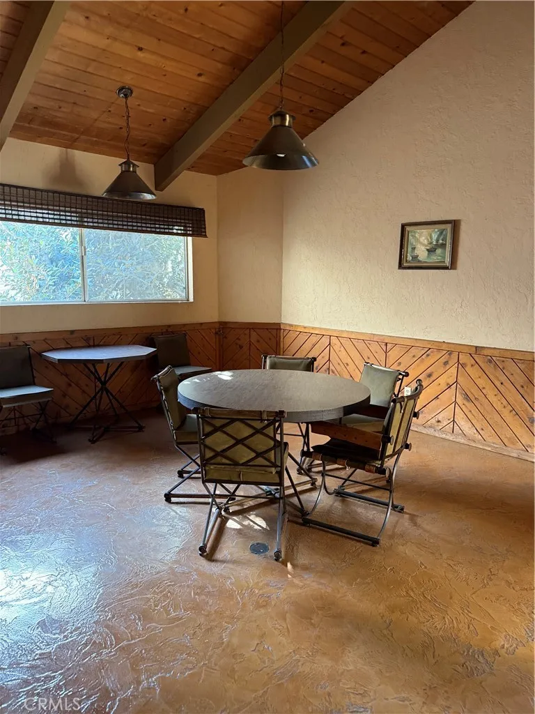 14960 Victory 102, Van Nuys, California 91411 home-pic-25