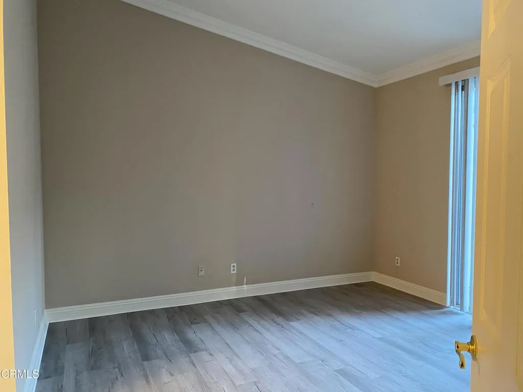 2394 Pleasant Way J, Thousand Oaks, California 91362 home-pic-12