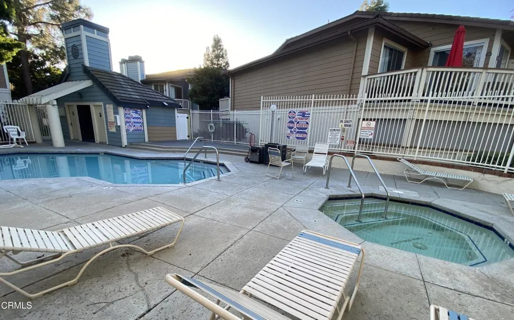 2394 Pleasant Way J, Thousand Oaks, California 91362 home-pic-23