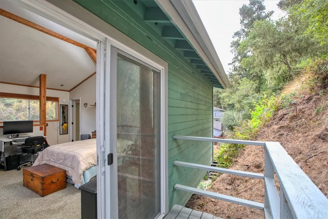 910 Sheffield Street, Cambria, California 93428 home-pic-24