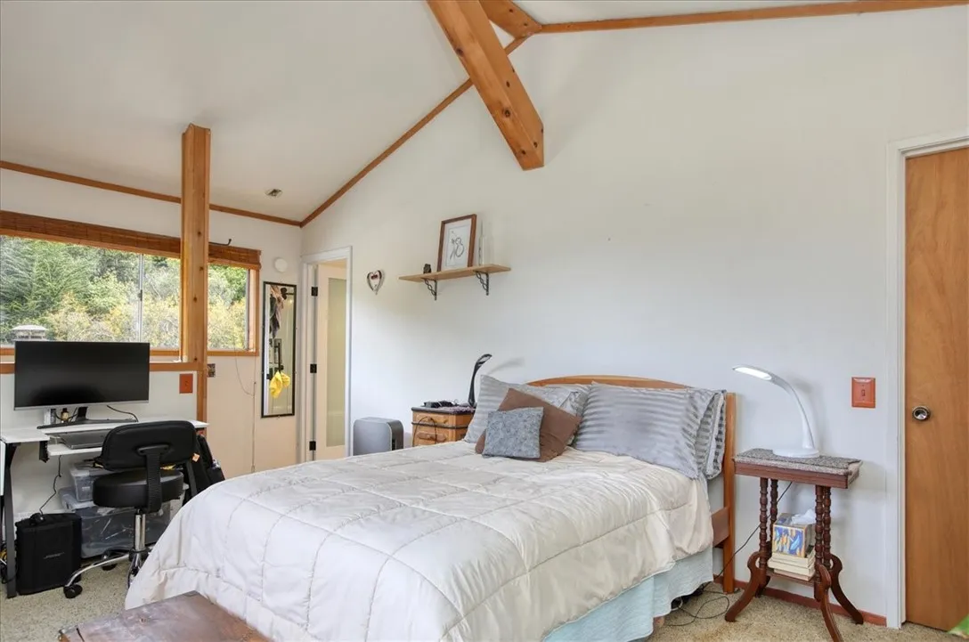 910 Sheffield Street, Cambria, California 93428 home-pic-20