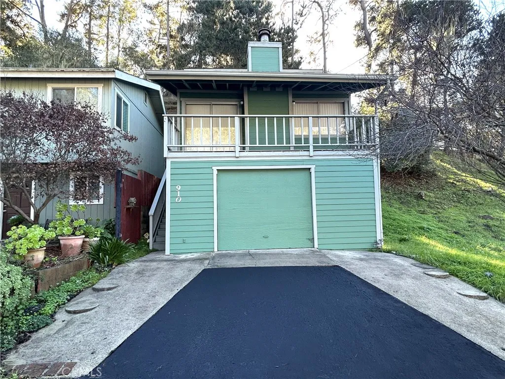 910 Sheffield Street, Cambria, California 93428 home-pic-1