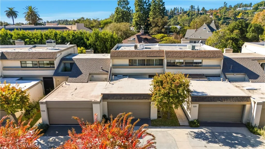 201 N Orange Grove Boulevard 532, Pasadena, California 91103 home-pic-42