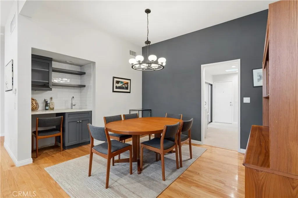 201 N Orange Grove Boulevard 532, Pasadena, California 91103 home-pic-12