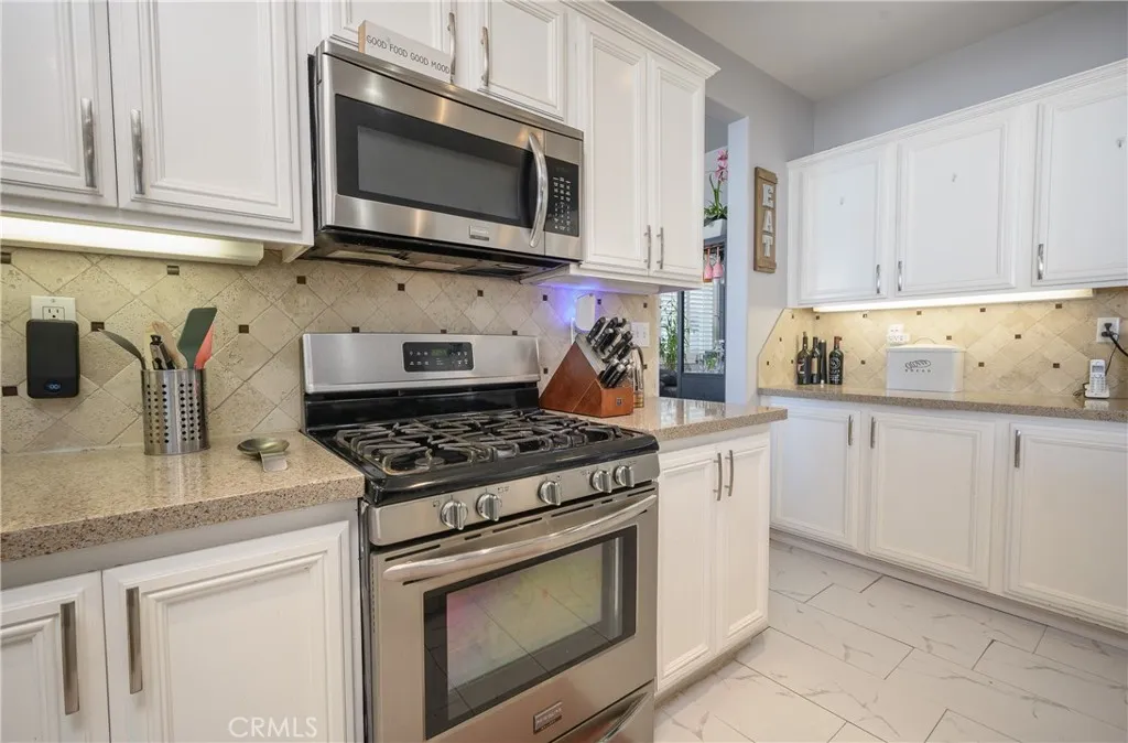 23272 Alta Oaks, Wildomar, California 92595 home-pic-8