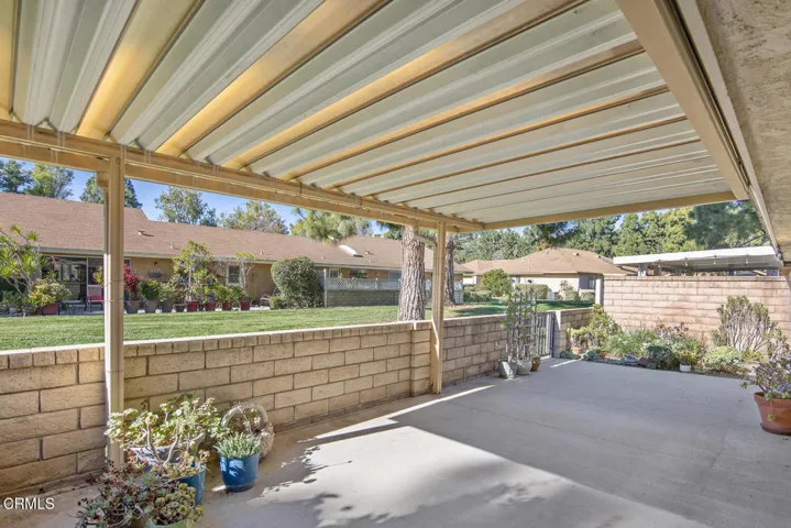 13325 Village 13 Camarillo CA-large-029-