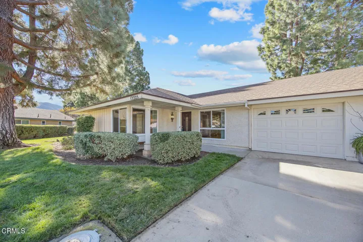 13325 Village 13 Camarillo CA-large-005-