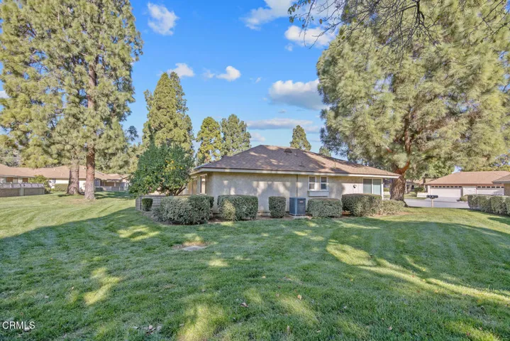13325 Village 13 Camarillo CA-large-035-