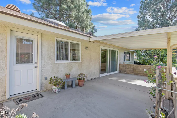13325 Village 13 Camarillo CA-large-031-