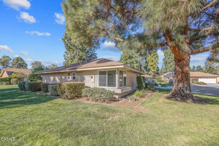 13325 Village 13 Camarillo CA-large-034-