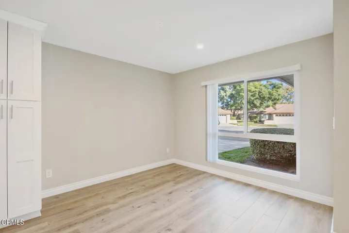 13325 Village 13 Camarillo CA-large-014-