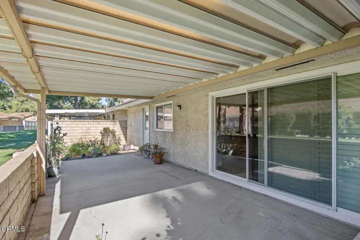 13325 Village 13 Camarillo CA-large-033-
