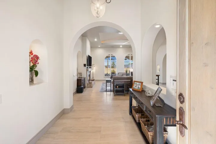 5-web-or-mls-AM4A4996