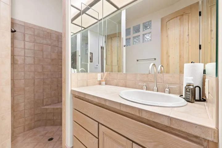 27-web-or-mls-AM4A5107