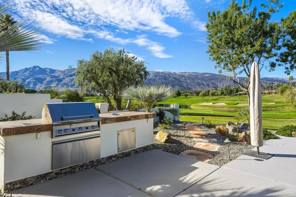 57545 Black Diamond, La Quinta, California 92253 home-pic-10