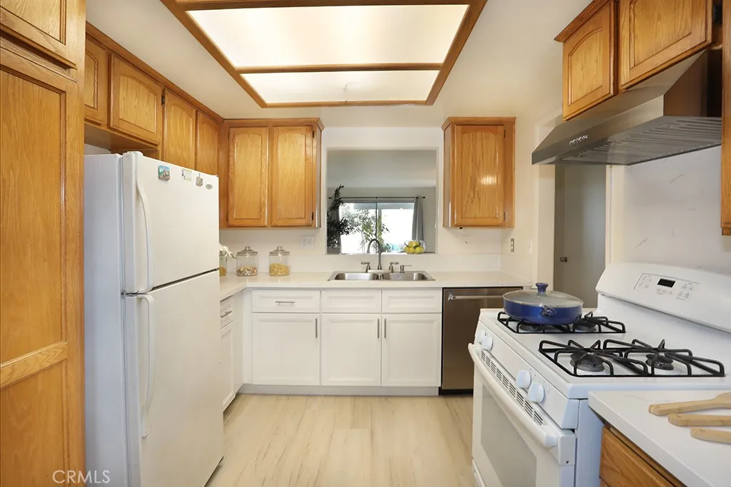 15289 Cadiz, Westminster, California 92683 home-pic-7