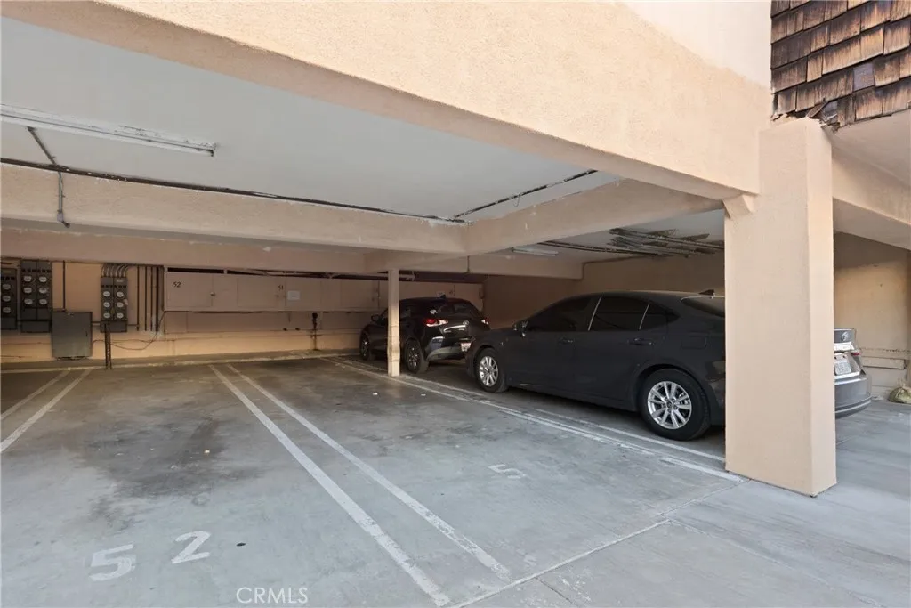 5400 Newcastle Avenue 56, Encino, California 91316 home-pic-26
