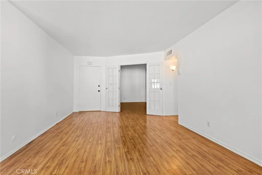 5400 Newcastle Avenue 56, Encino, California 91316 home-pic-9