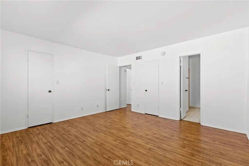 5400 Newcastle Avenue 56, Encino, California 91316 home-pic-21