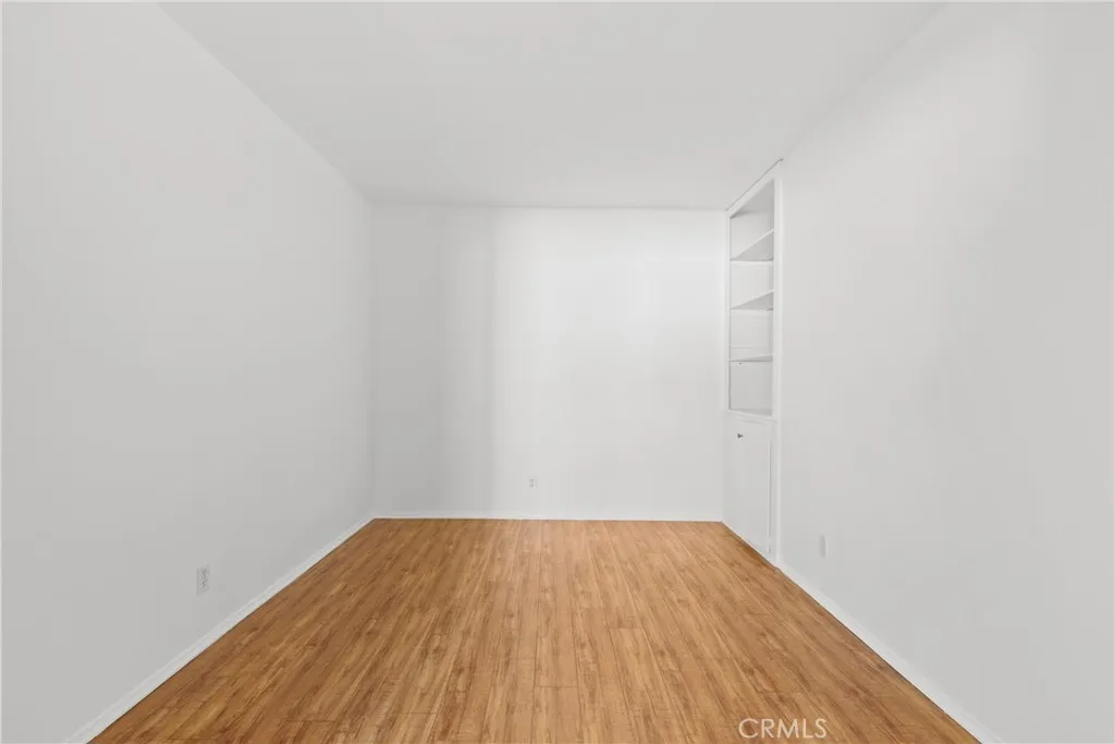 5400 Newcastle Avenue 56, Encino, California 91316 home-pic-14