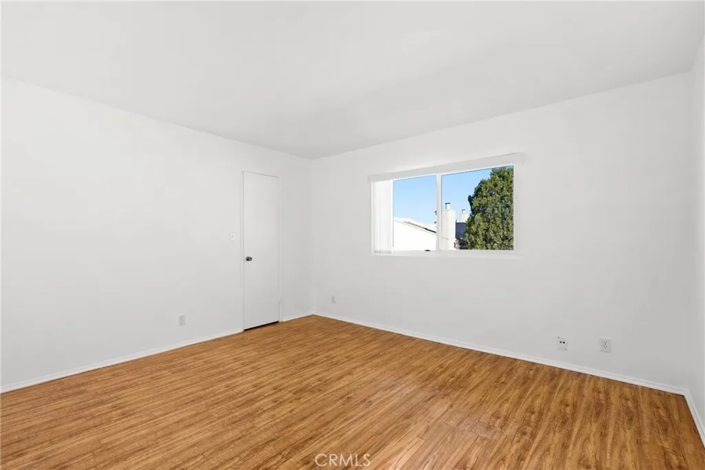 5400 Newcastle Avenue 56, Encino, California 91316 home-pic-18