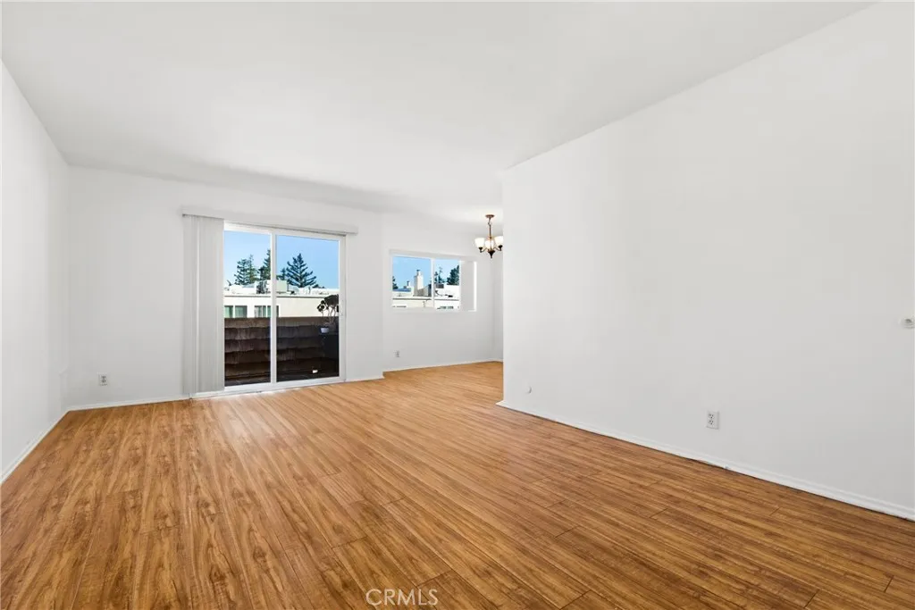 5400 Newcastle Avenue 56, Encino, California 91316 home-pic-7
