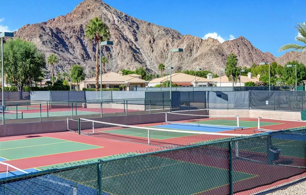 48538 Via Encanto, La Quinta, California 92253 home-pic-28