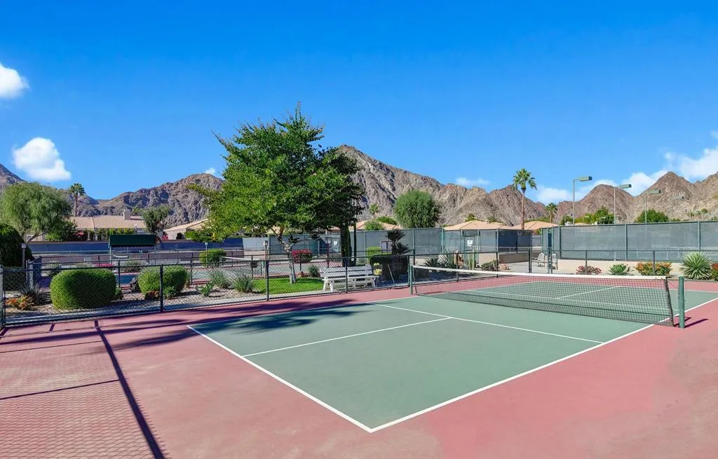 48538 Via Encanto, La Quinta, California 92253 home-pic-29