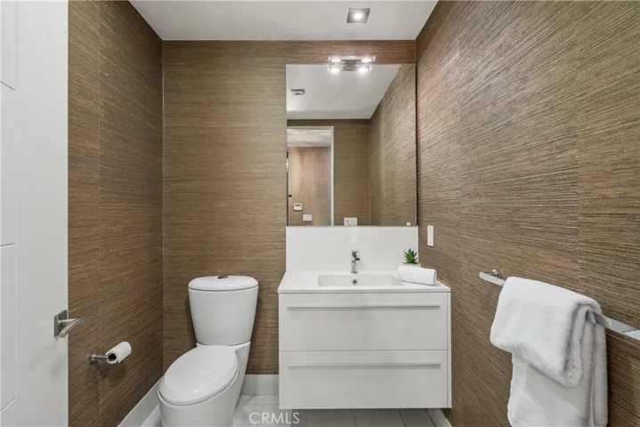 432 N Oakhurst Dr 503, Beverly Hills, California 90210