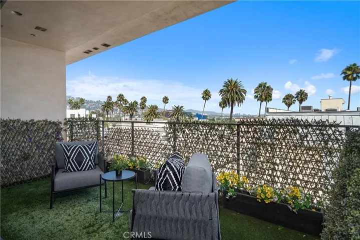 432 N Oakhurst Dr 503, Beverly Hills, California 90210