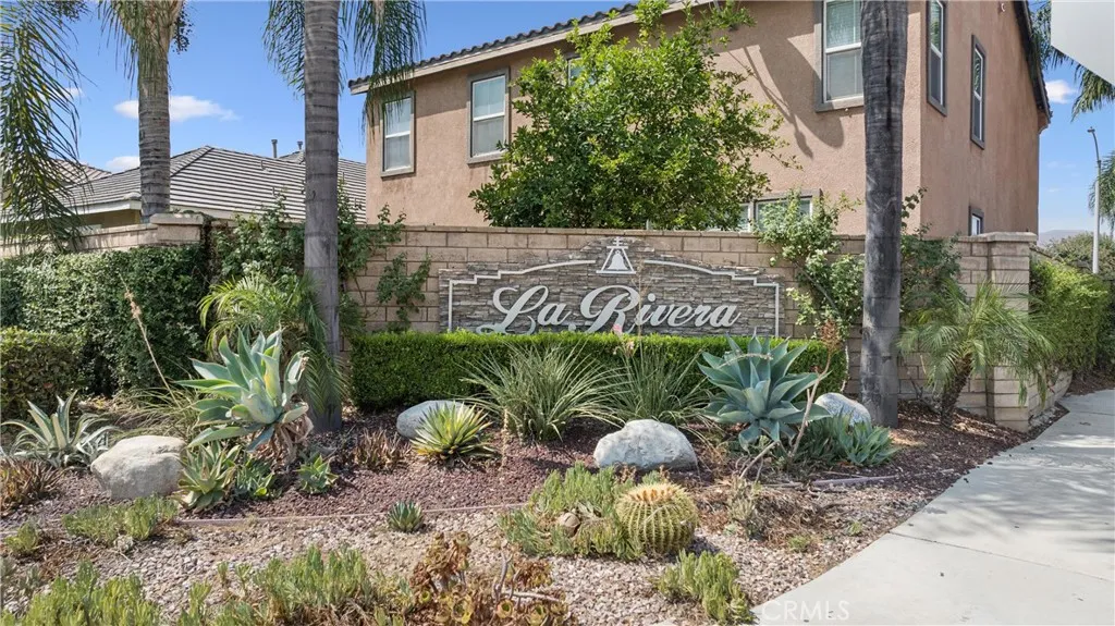 4583 Bianca, Riverside, California 92501 home-pic-2