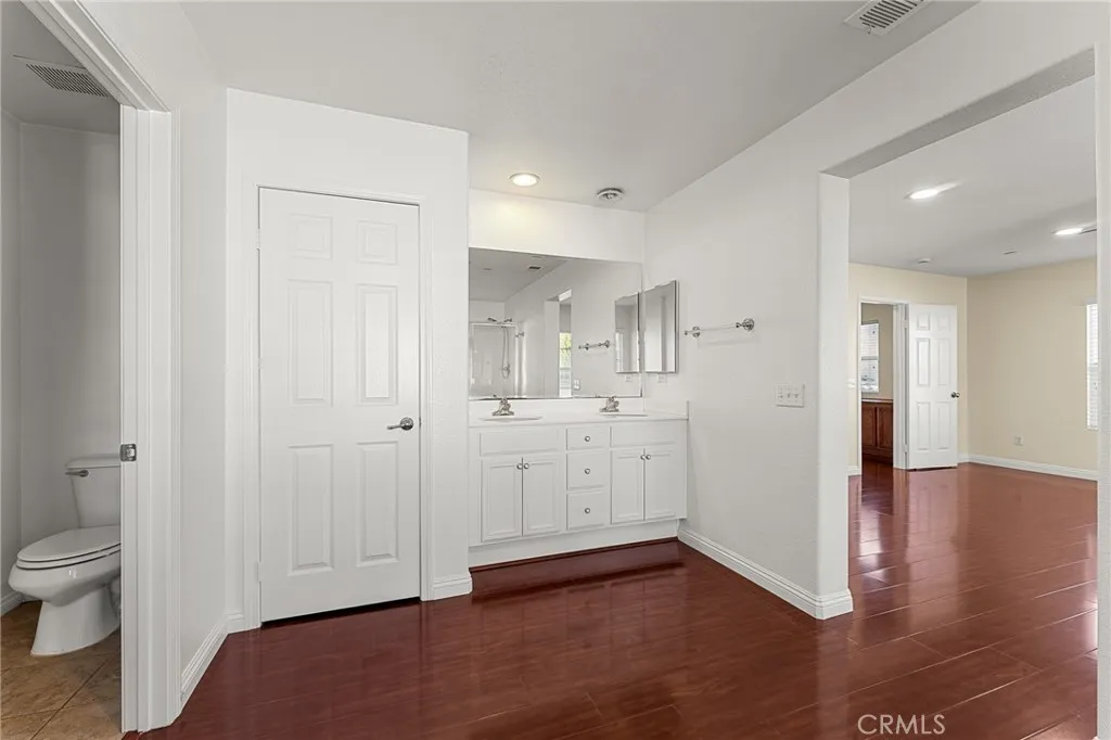 4583 Bianca, Riverside, California 92501 home-pic-28